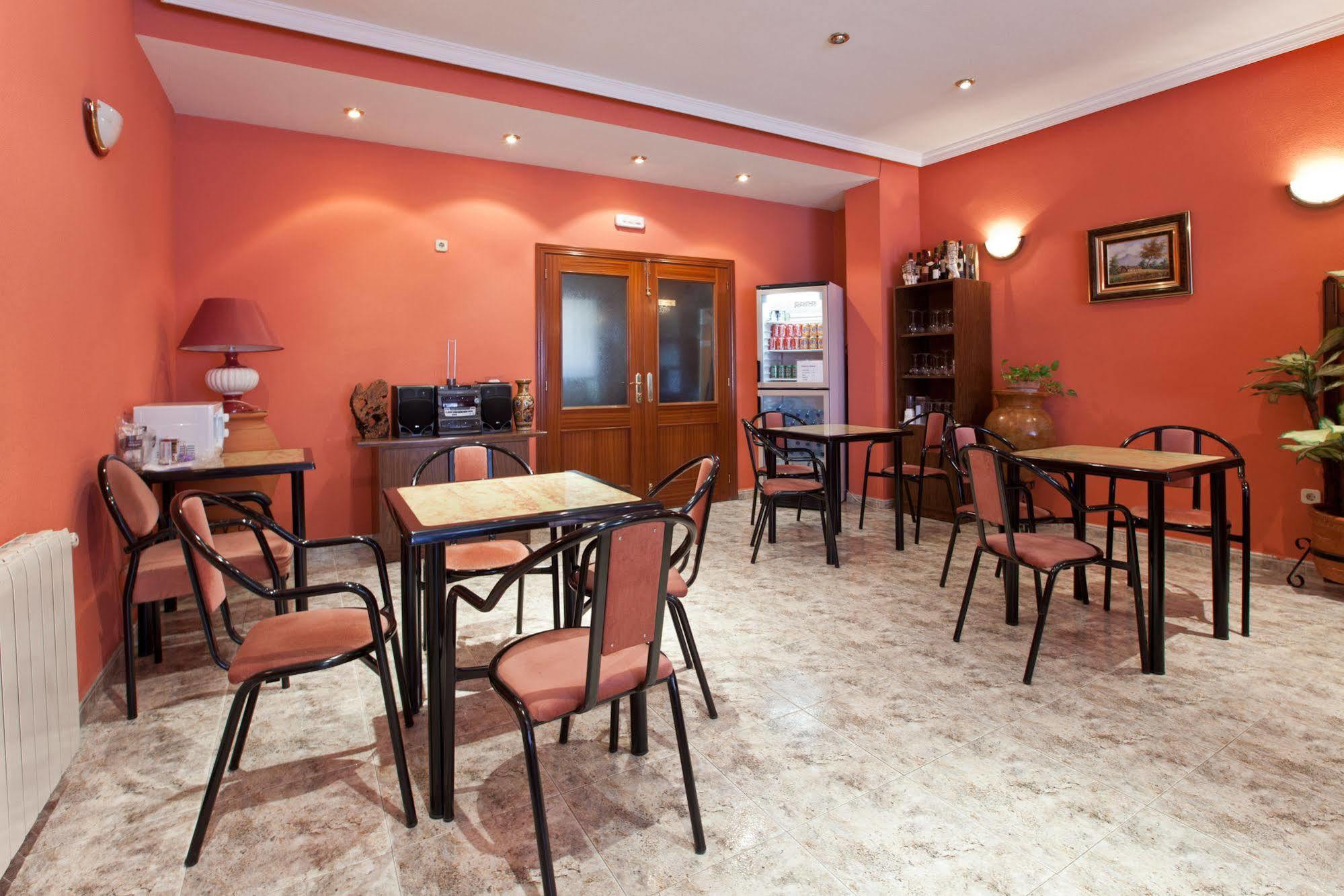 Hotel Victoria Valdemoro Extérieur photo